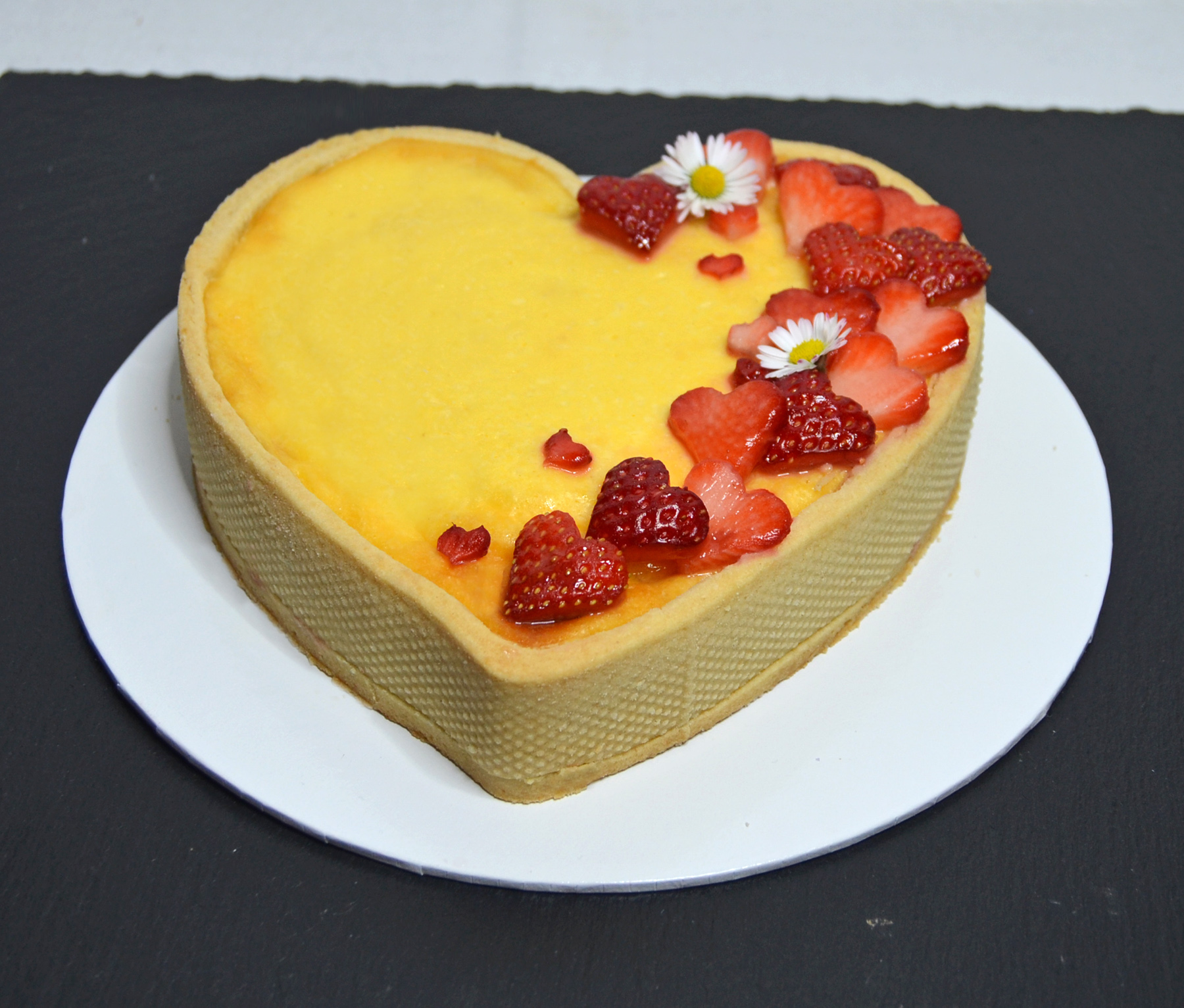 Tarte-Rahmen Herz  geschwungen – perforiert 18x16