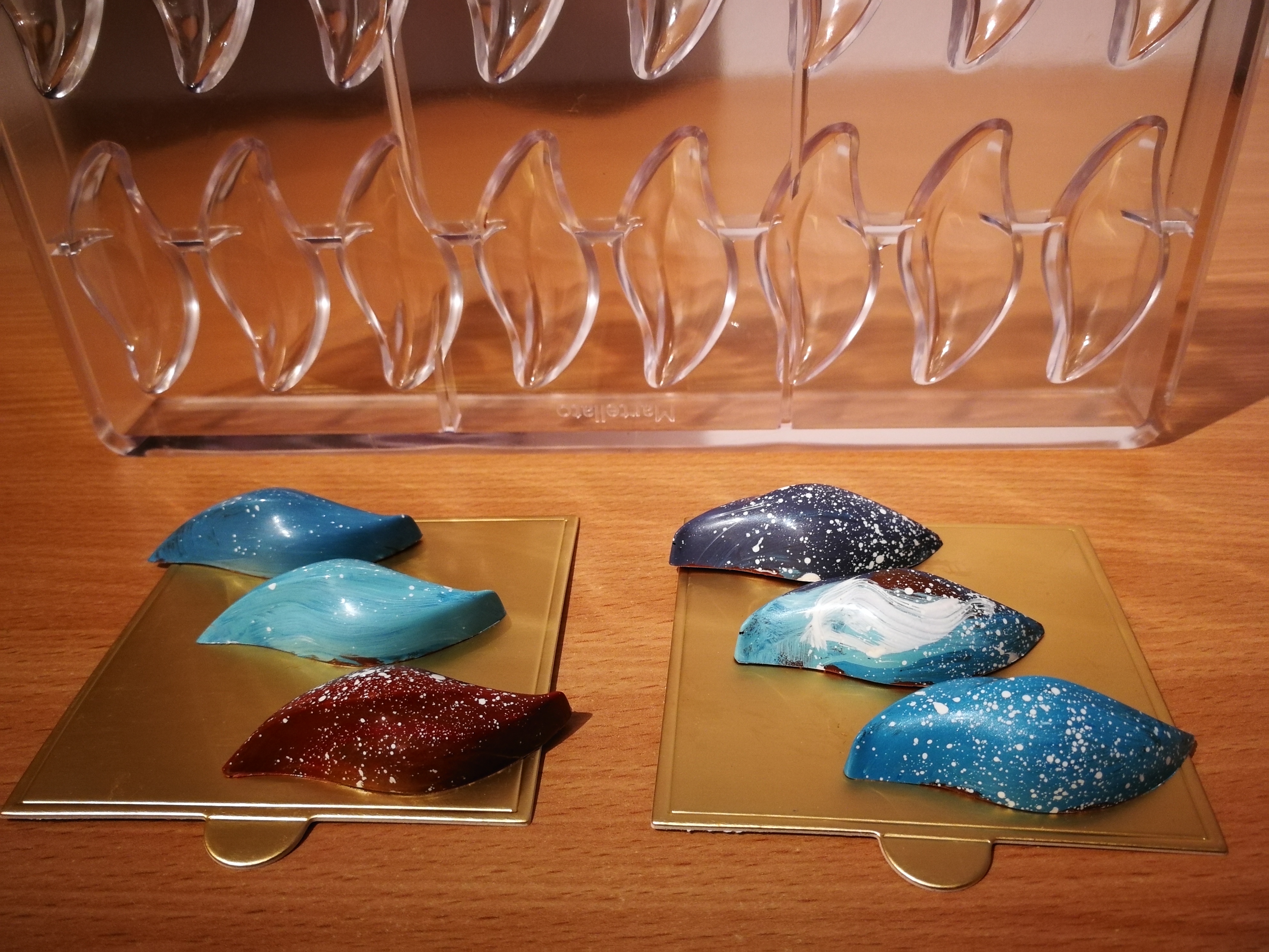 Martellato Wave 3 Pralinenform – Professionelle Polycarbonat Schokoladenform für moderne Wave-Pralinen