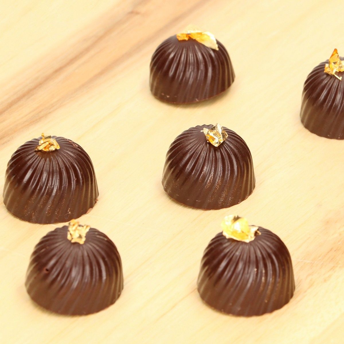 Pralinengussform Twist Swirl  Pralinengussform Twist Swirl