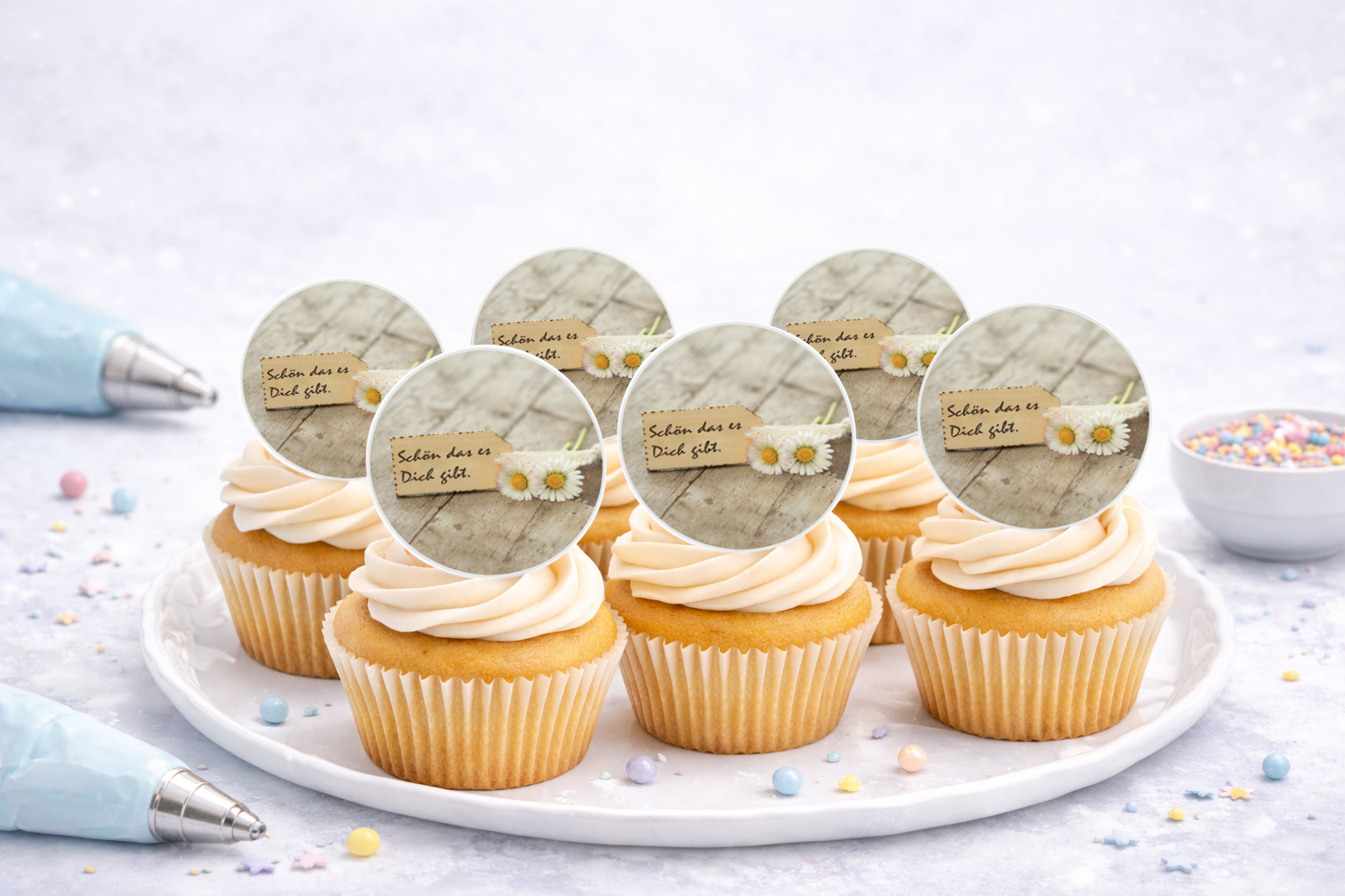 Muffinaufleger „Schön, dass es Dich gibt“ aus Oblate Deluxe, A4-Seite mit 40 essbaren Auflegern, zuschneidbar, N944