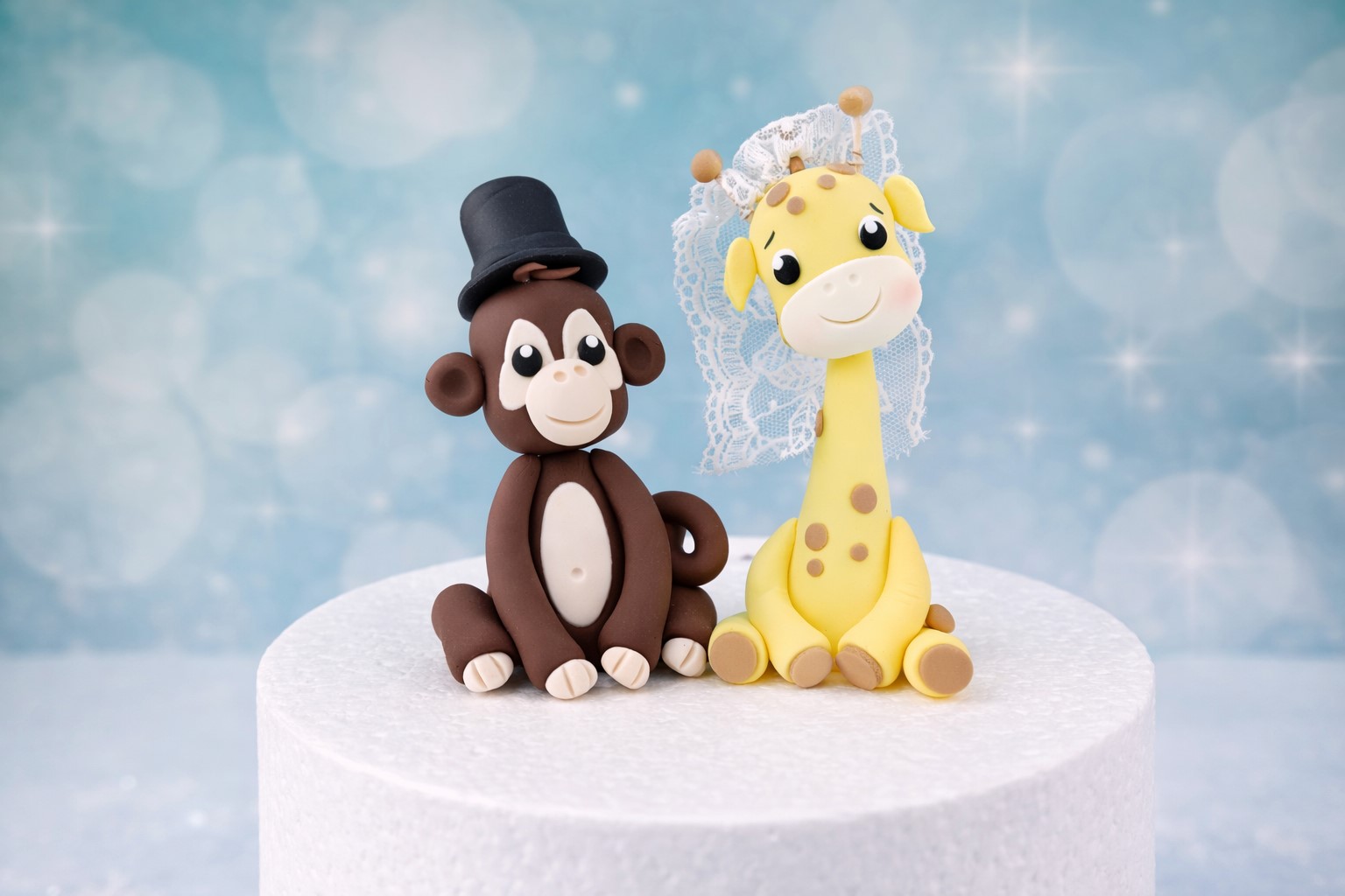 Cake Topper Set für die Hochzeitstorte mit Giraffe und Affe aus fester Zuckermasse, ca. 12,5 x 6 cm, nicht zum Verzehr geeignet