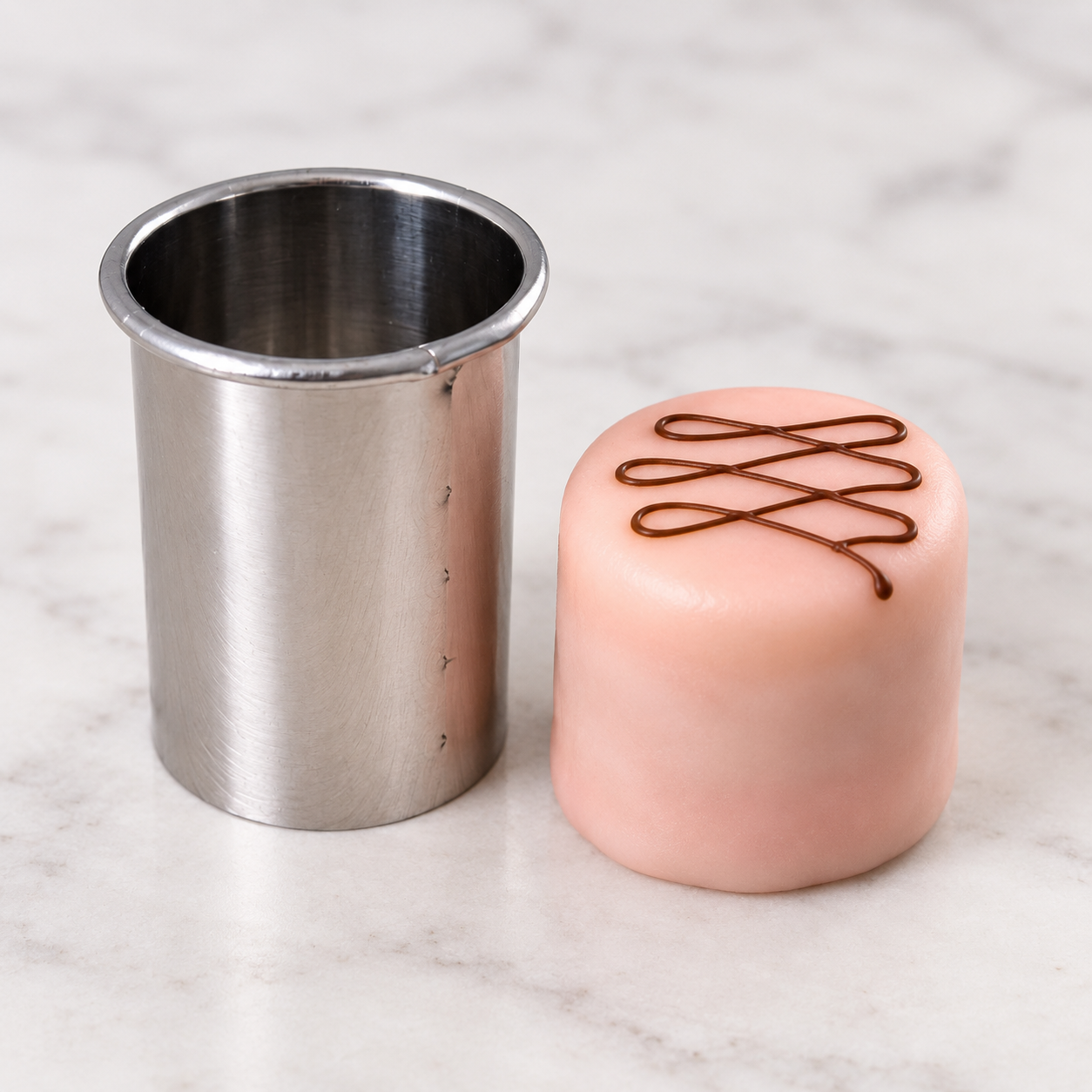Ausstecher für Punschkrapfen Ø 3 cm – Höhe 4,5 cm