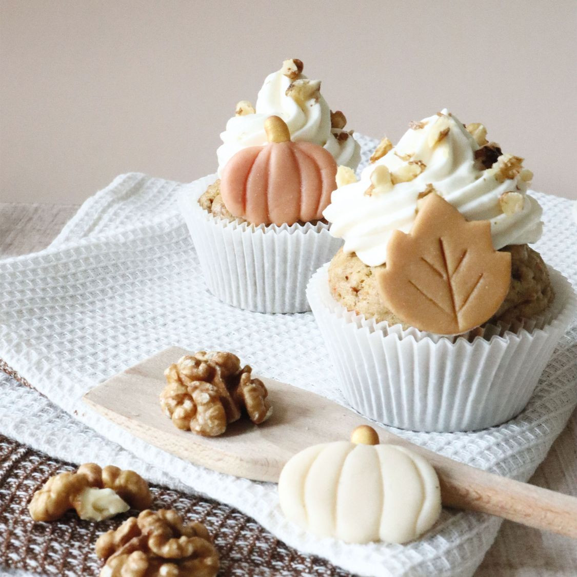Marzipan Dekoration Herbst – Kürbisse & Blätter 23 g