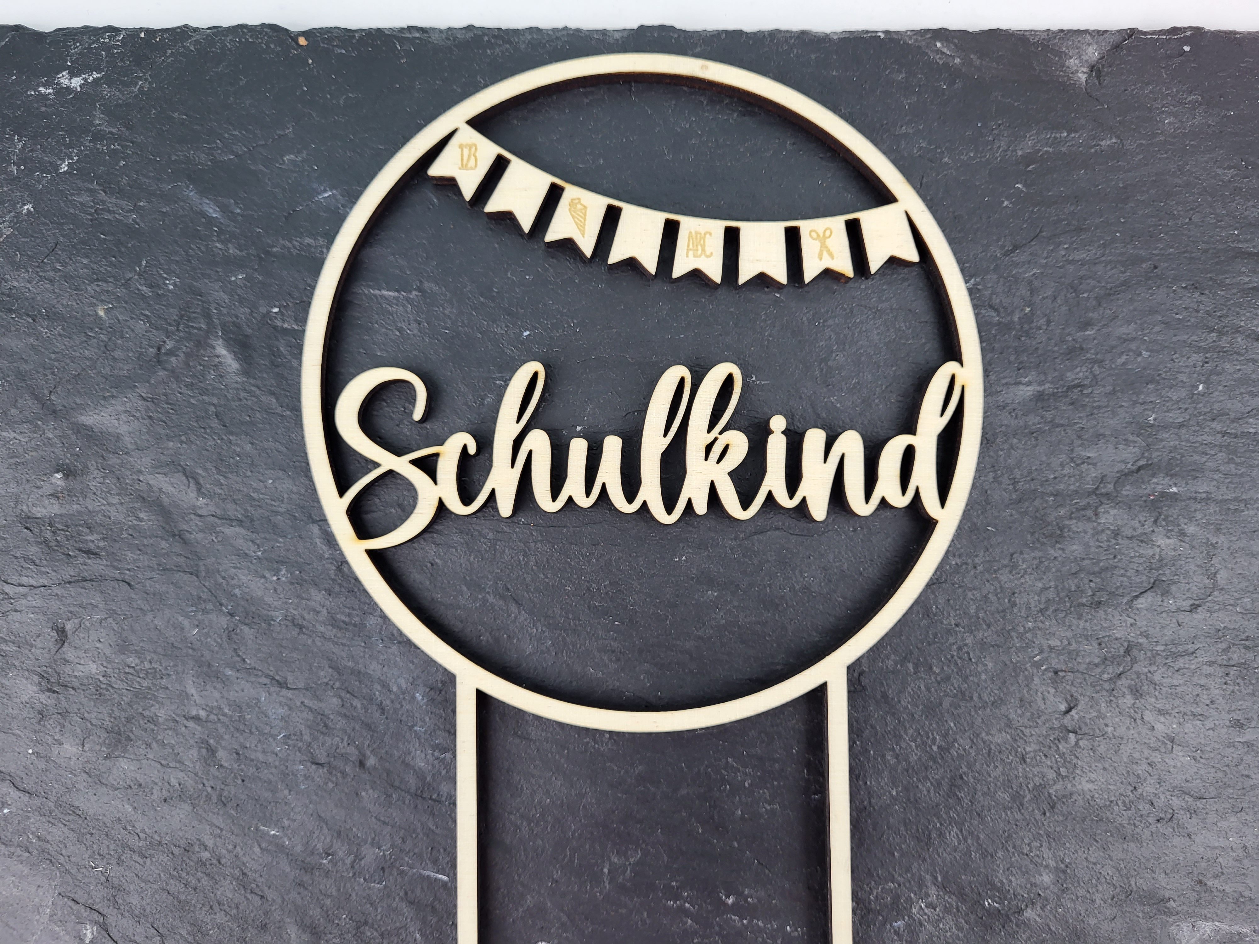 Cake Topper Schulkind mit Wimpelkette