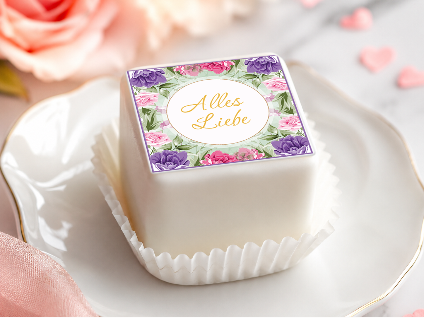 Petit Four Aufleger „Alles Liebe“ – Dekoraufleger für Punschkrapfen & Kekse