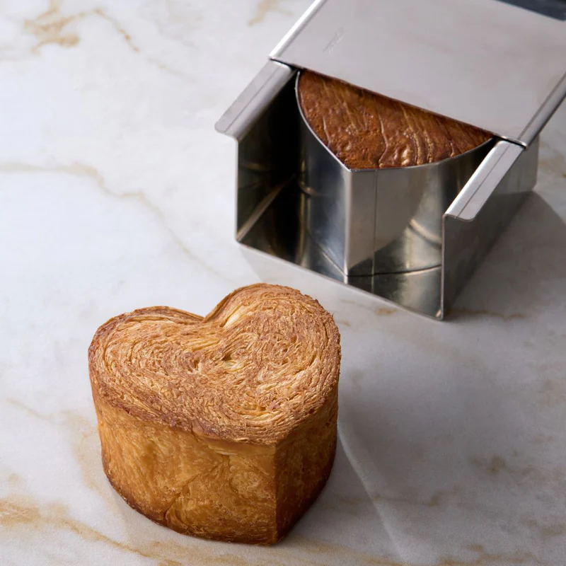 Pavoni CV4 Cuore – Edelstahlform für herzförmige Croissants