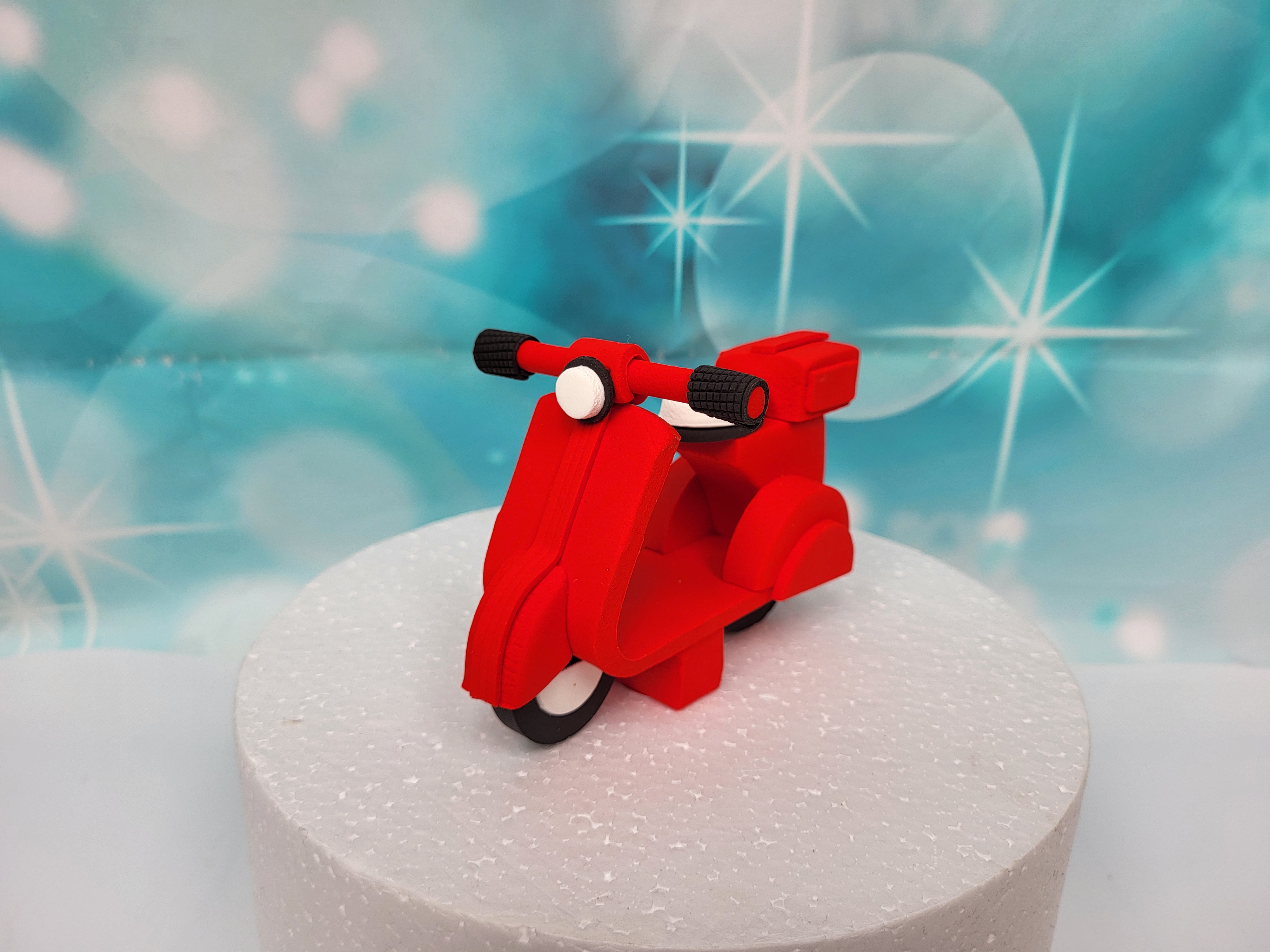 Tortenfigur Vespa Roller Tortenfigur Vespa Roller