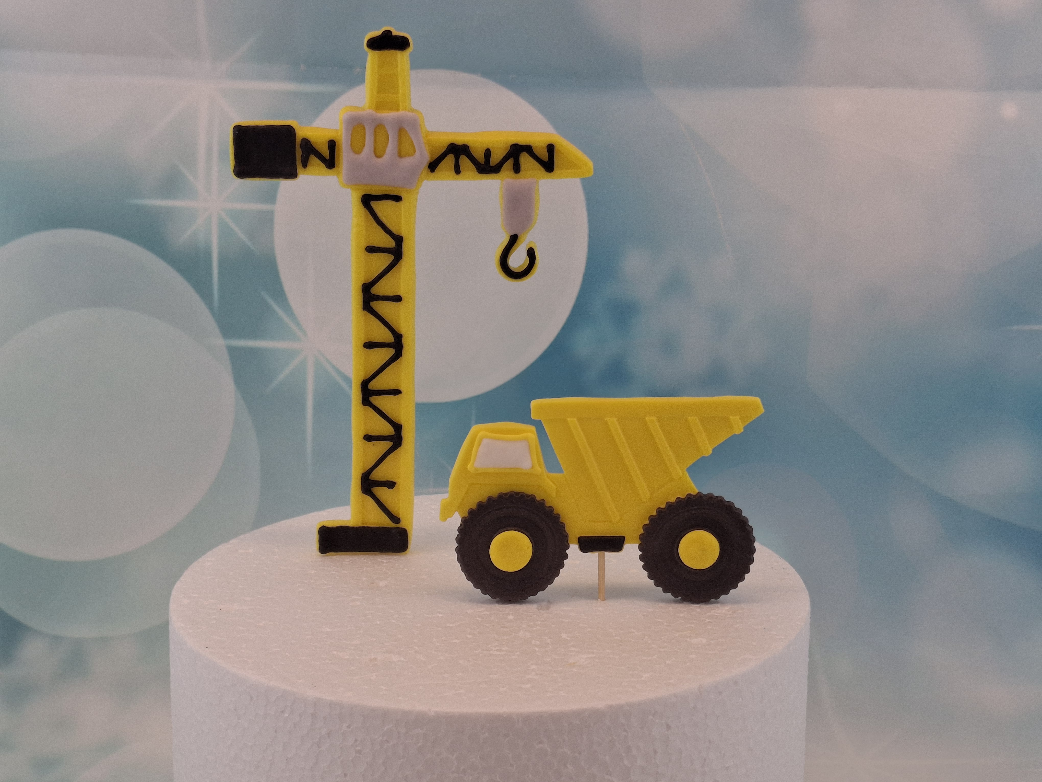 Tortendekoration Kran – 2D-Stecker aus Zuckerfondant für Kindergeburtstag