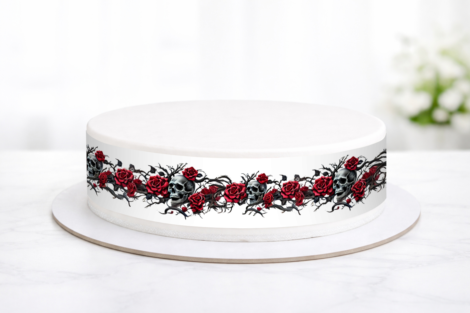 Essbare Tortenumrandung – Totenköpfe & Rote Rosen