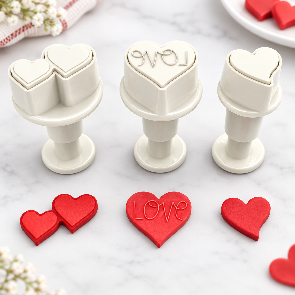 Mini Plungers Herzen Set 3-teilig – Herz Ausstecher mit Prägung für Fondant, Kekse & Cupcakes