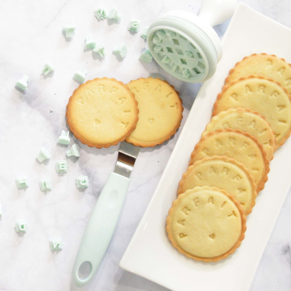 Personalisierbarer Keksstempel – für Namen, Botschaften & Anlässe