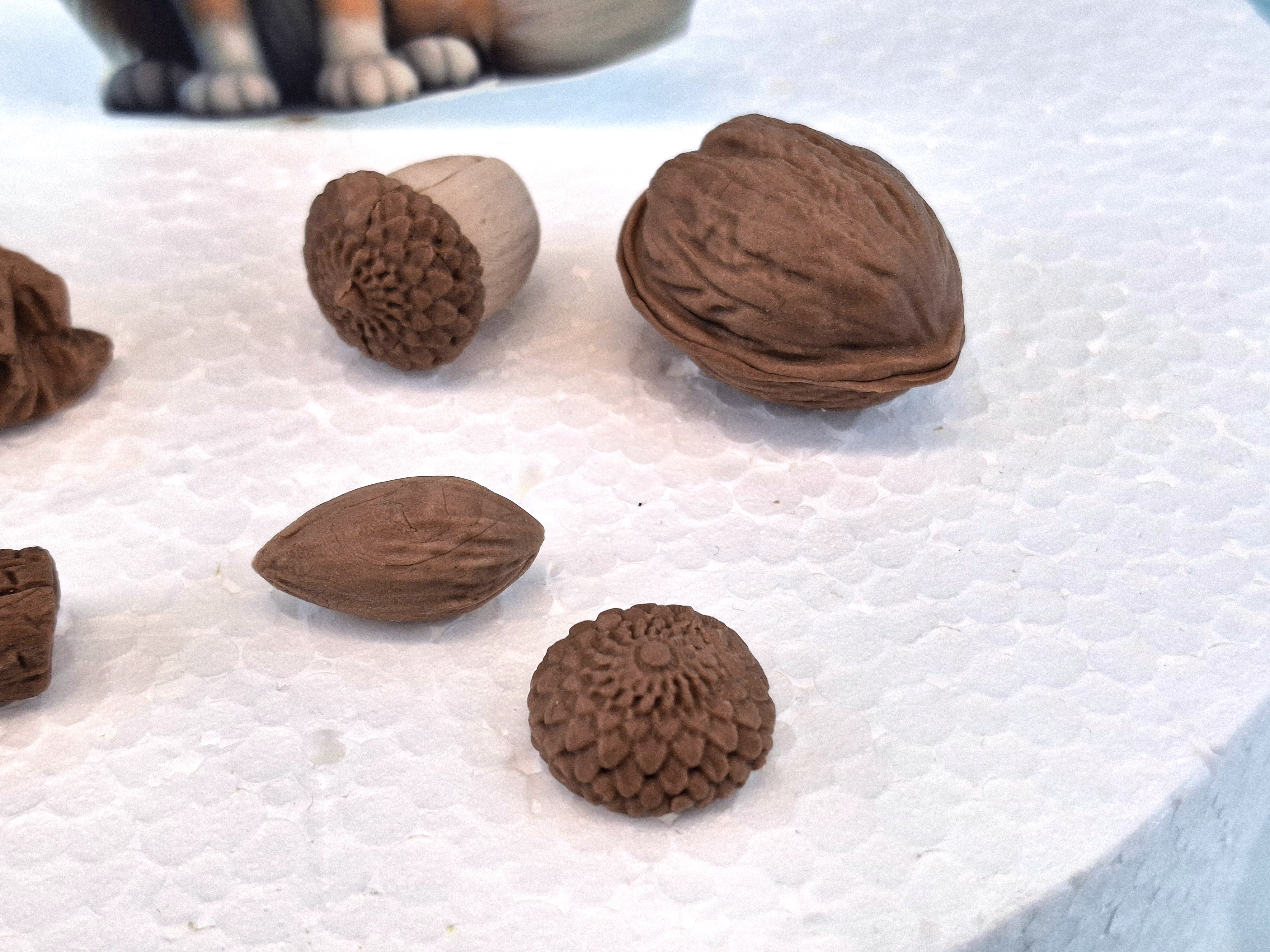 Cake Topper Fuchs mit Holz und Nüsse