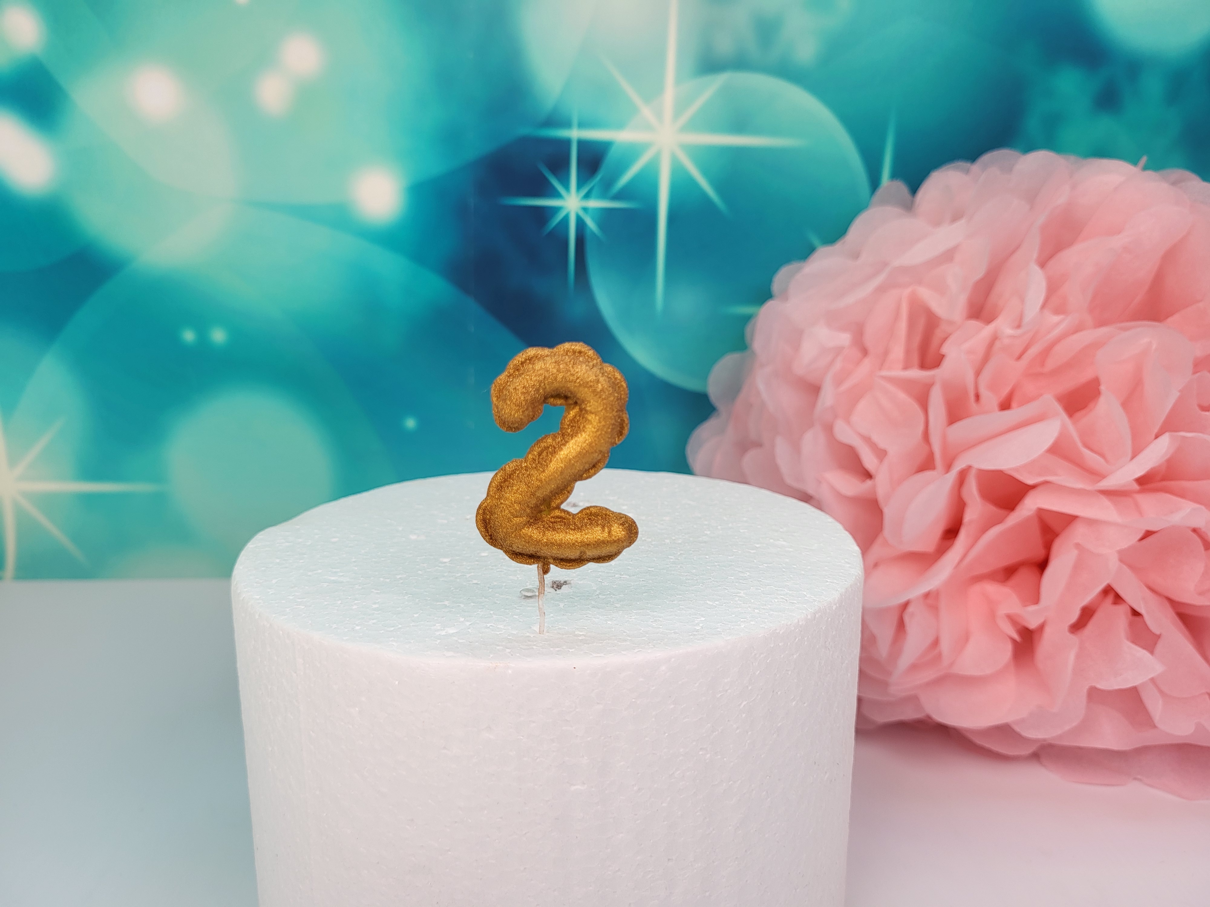 Fondant Zahl 2  - Gold