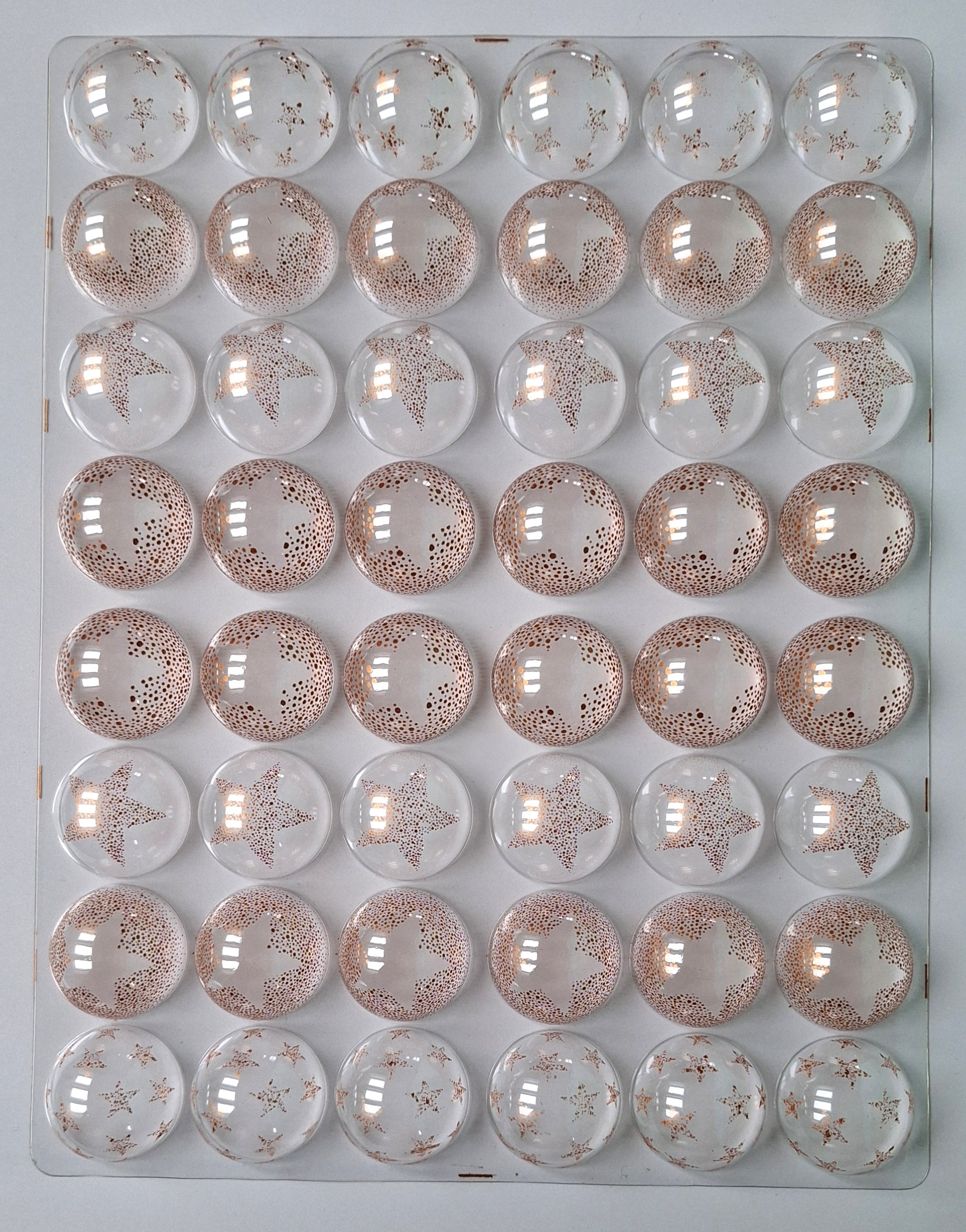 Schokoladen Transferform (Halbkugel)  mit weihnachtlichem Sternenmuster / Gold