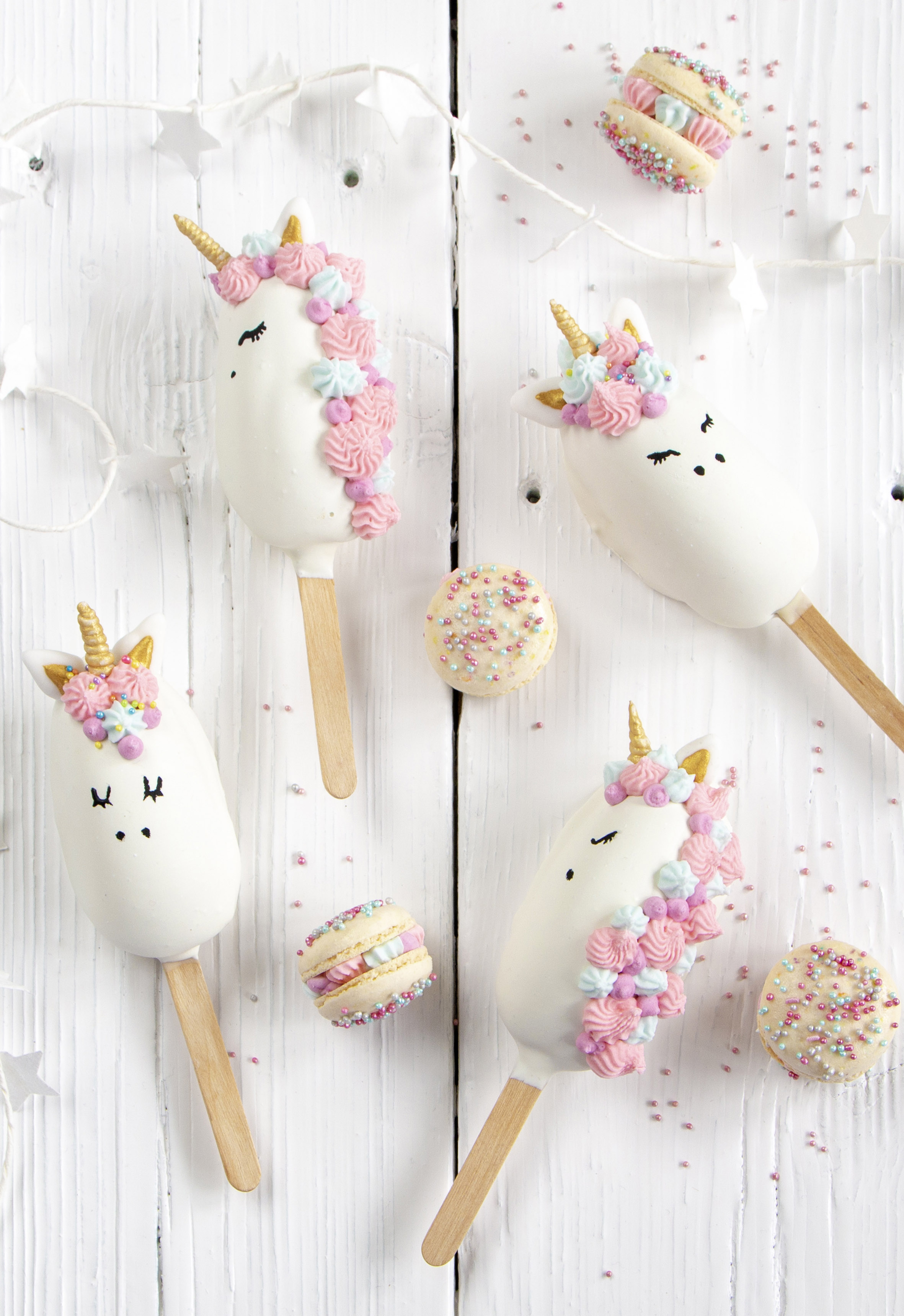 Vitrine1 Kuchen am Stiel - Lolli Backblech