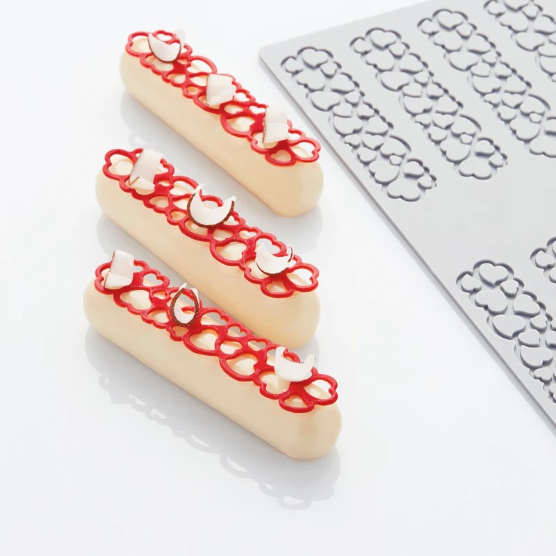Dekor Silikonform mit Herz Muster zur Veredelung von Eclairs, Mignon und modernen Desserts
