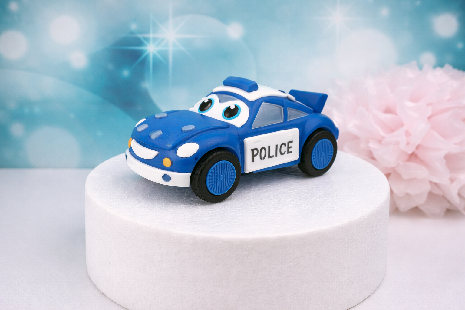 🚓 Essbarer Cake Topper XXL Polizeiauto – handmodellierte Tortenfigur