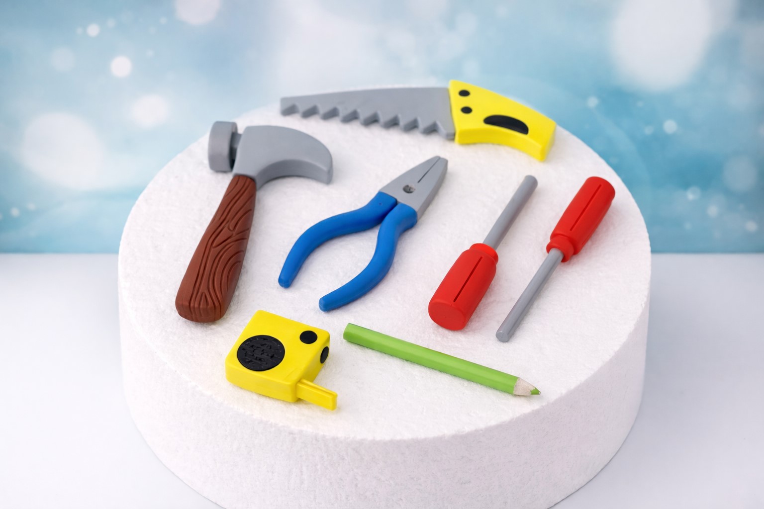 Werkzeug-Set aus Zuckermasse – Tortendekoration für Handwerker- & Baustellen-Torten