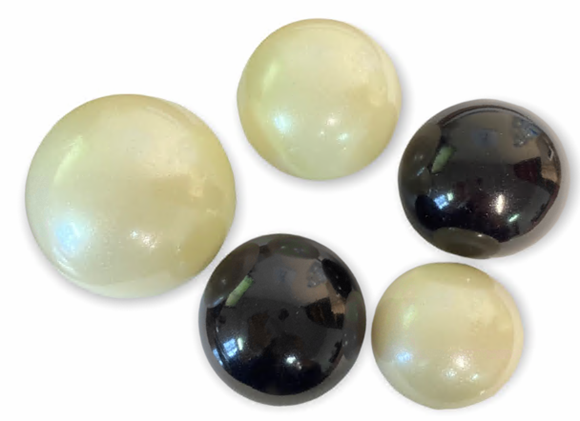 Jelly Gelatinekugeln Weiß-schwarz – 5 Stück essbare Tortendeko 