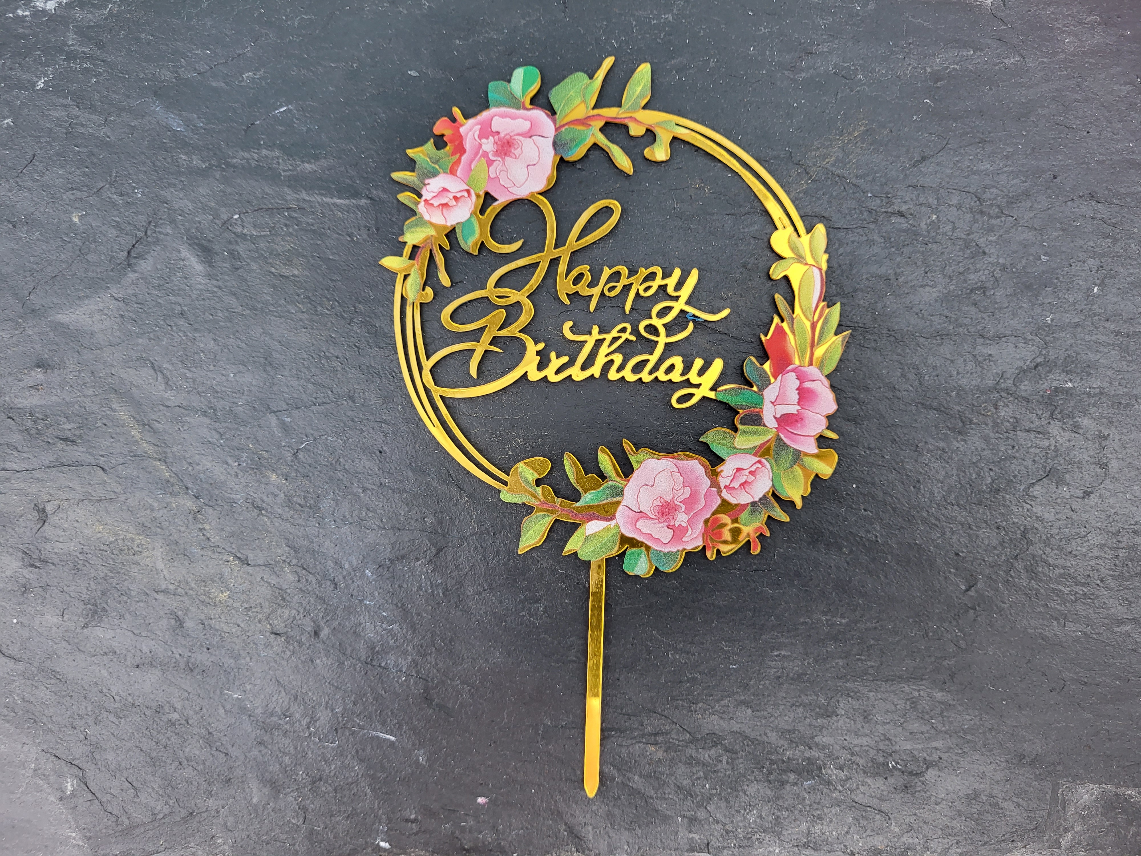 Cake Topper Happy Birtdhay gold mit Blumenkranz