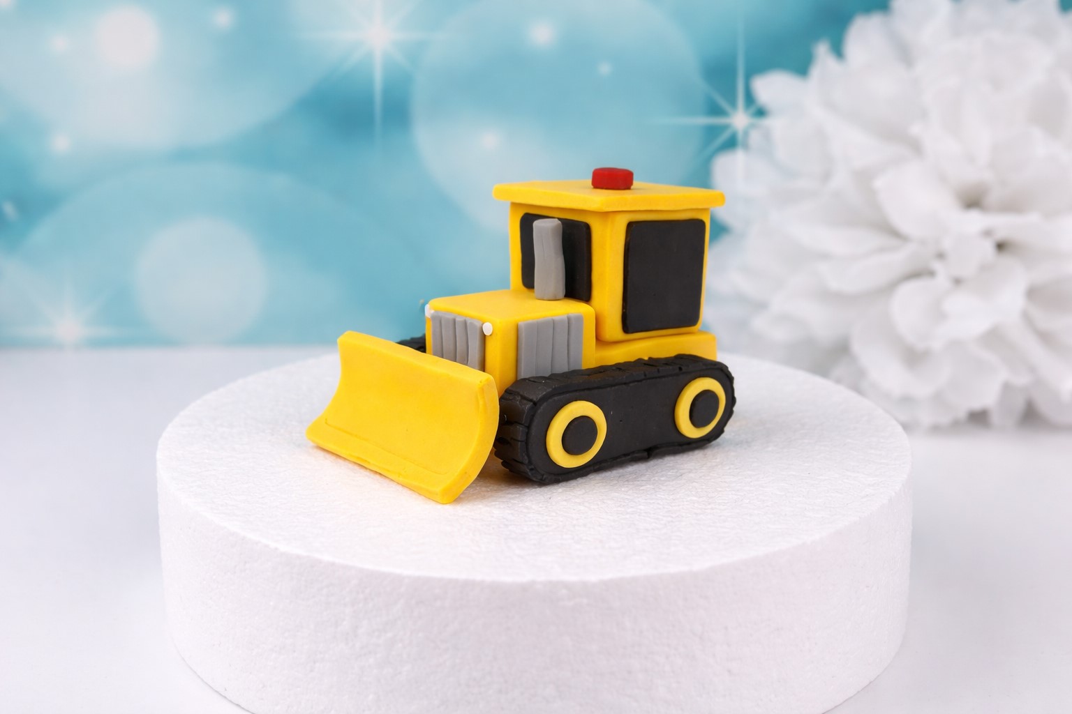 Tortenfigur Schubraupe XXL – Baustellen Tortendeko für Kindergeburtstag